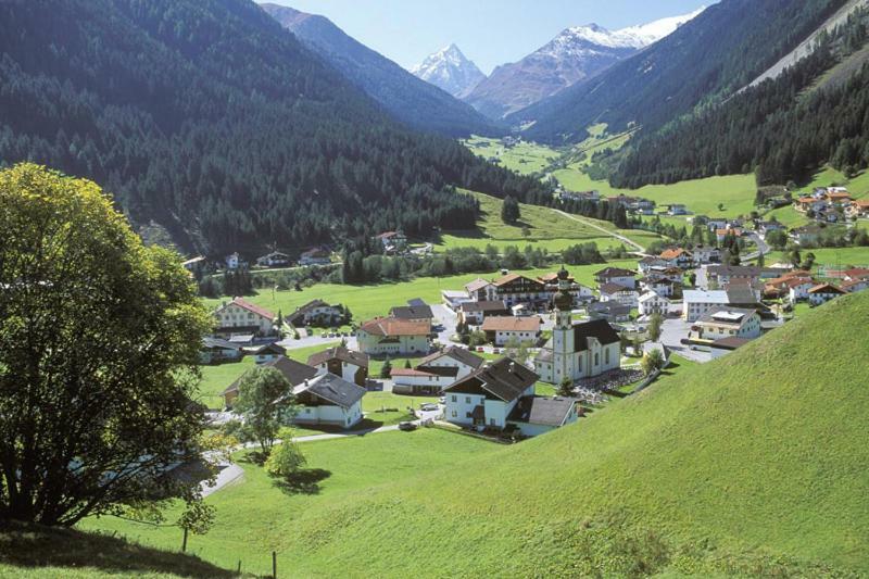 Apartments Weissstein Gries im Sellrain Exterior foto